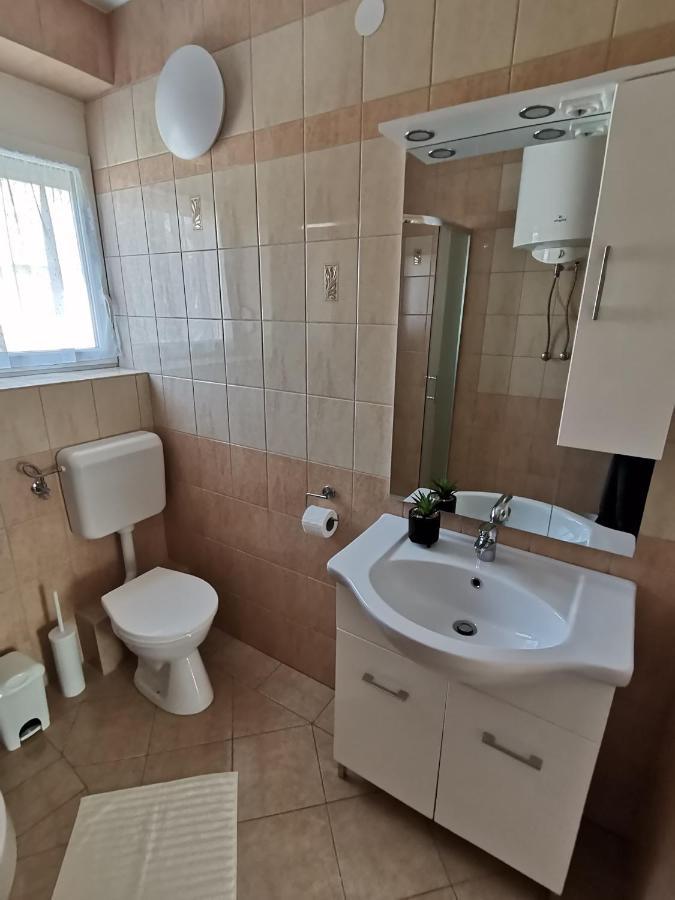 Lea apartman Harkány Exterior foto