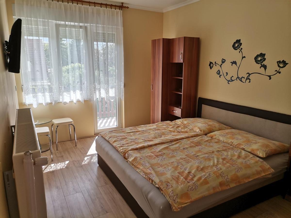 Lea apartman Harkány Exterior foto